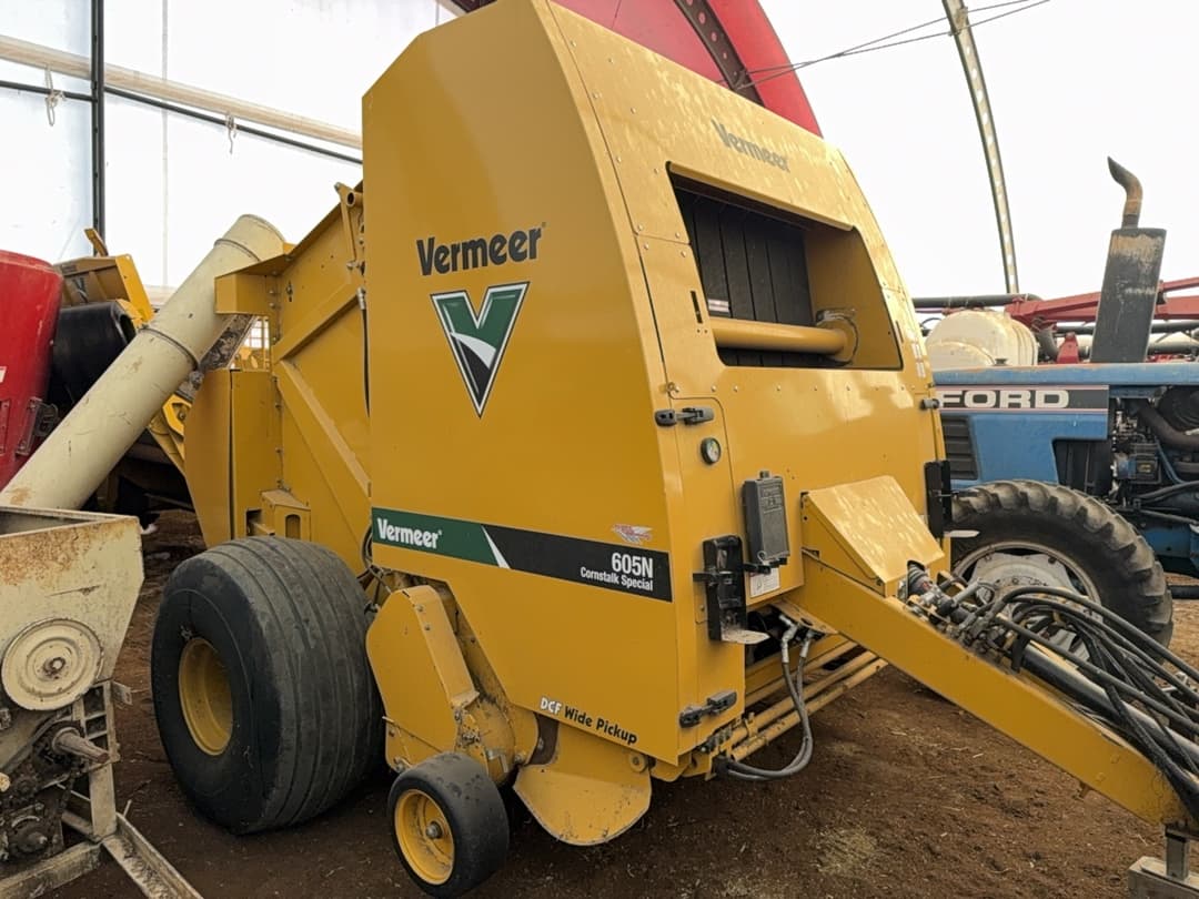 Image of Vermeer 605N Cornstalk Special Primary image