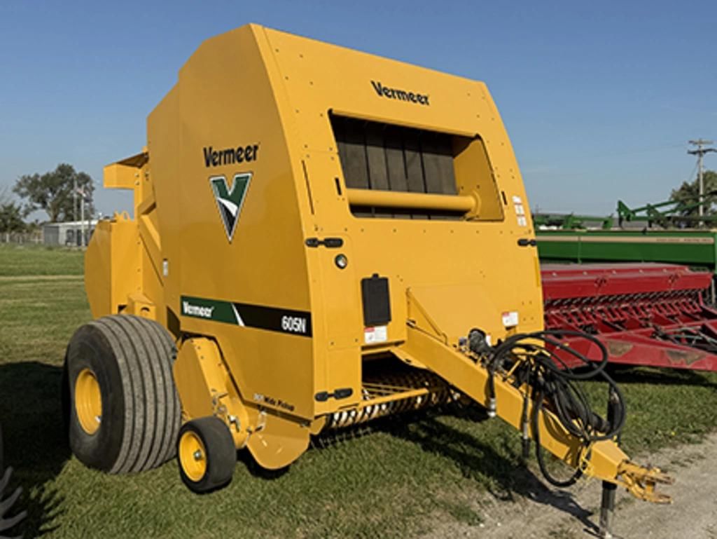 2015 Vermeer 605N Equipment Image0
