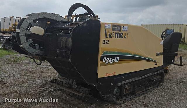 Image of Vermeer D24X40 Series II equipment image 4