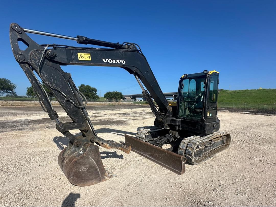 Image of Volvo ECR88D Primary image