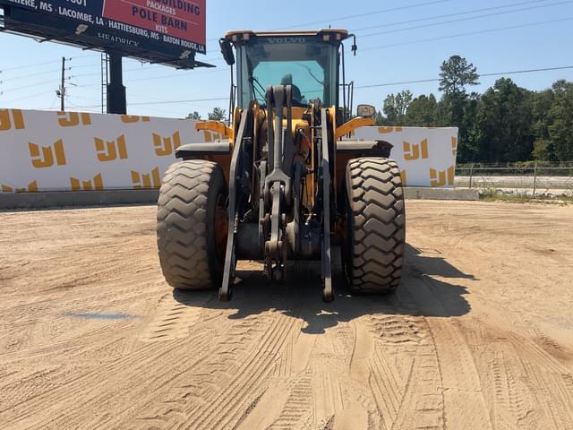 Image of Volvo L110H equipment image 1