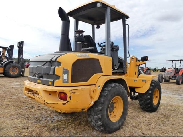 Image of Volvo L30G equipment image 2