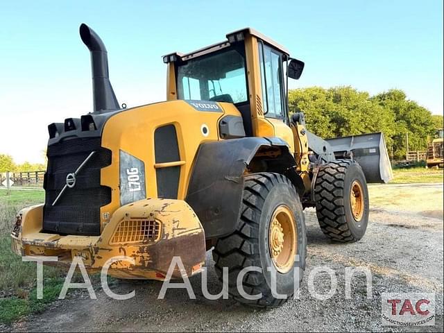 Image of Volvo L70G equipment image 4