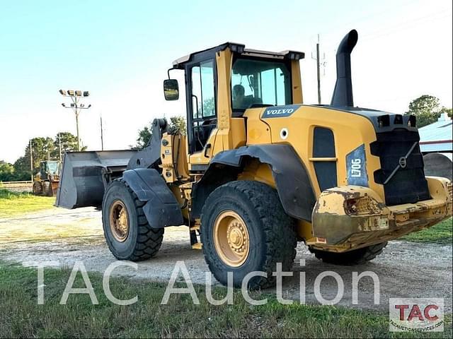 Image of Volvo L70G equipment image 3