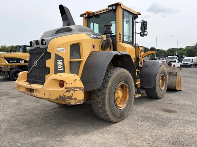 Image of Volvo L90H equipment image 4