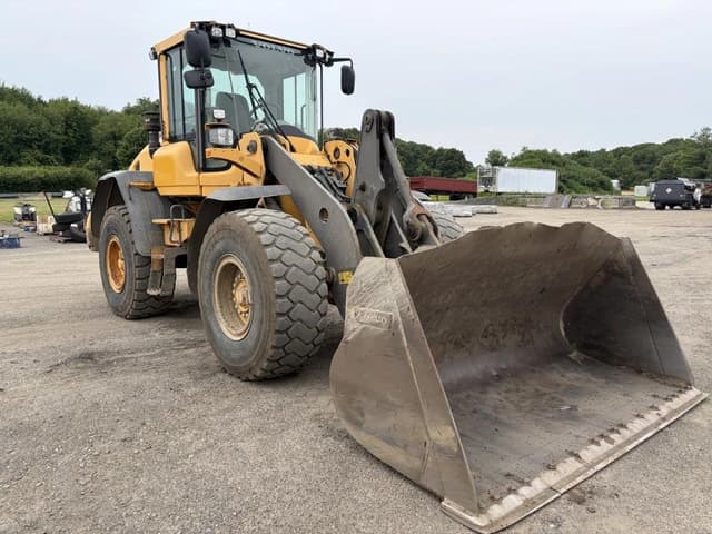 Image of Volvo L90H equipment image 2
