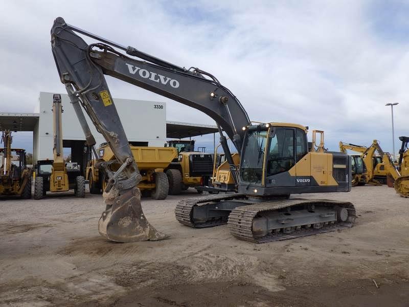 Image of Volvo EC220EL Primary image