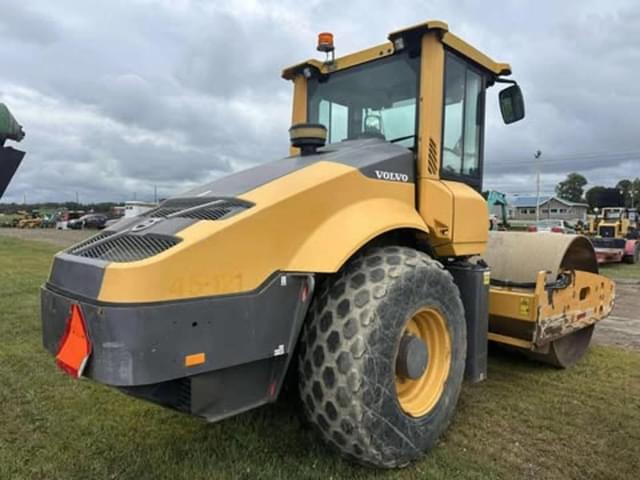 Image of Volvo SD115 equipment image 3