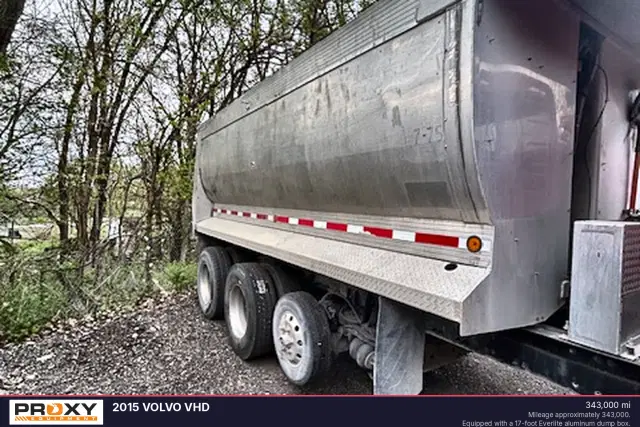 Image of Volvo VHD equipment image 3