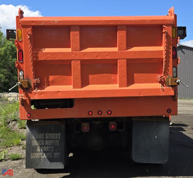 Image of Volvo VHD equipment image 4