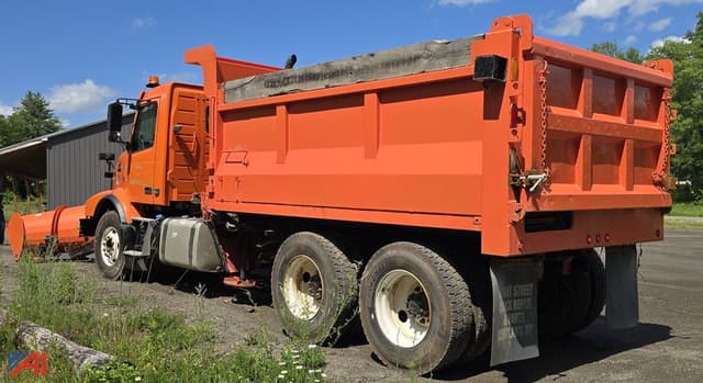 Image of Volvo VHD equipment image 3