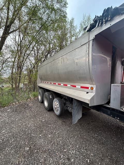 Image of Volvo VHD equipment image 3