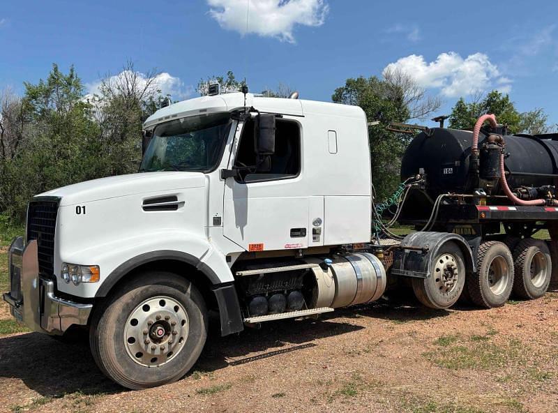 Image of Volvo VHD Primary image