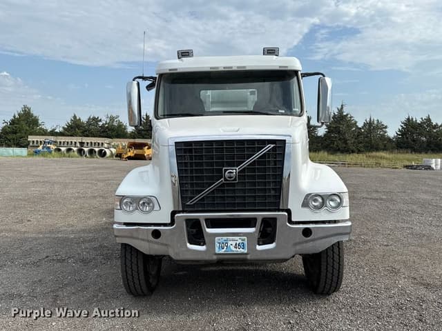 Image of Volvo VHD equipment image 1