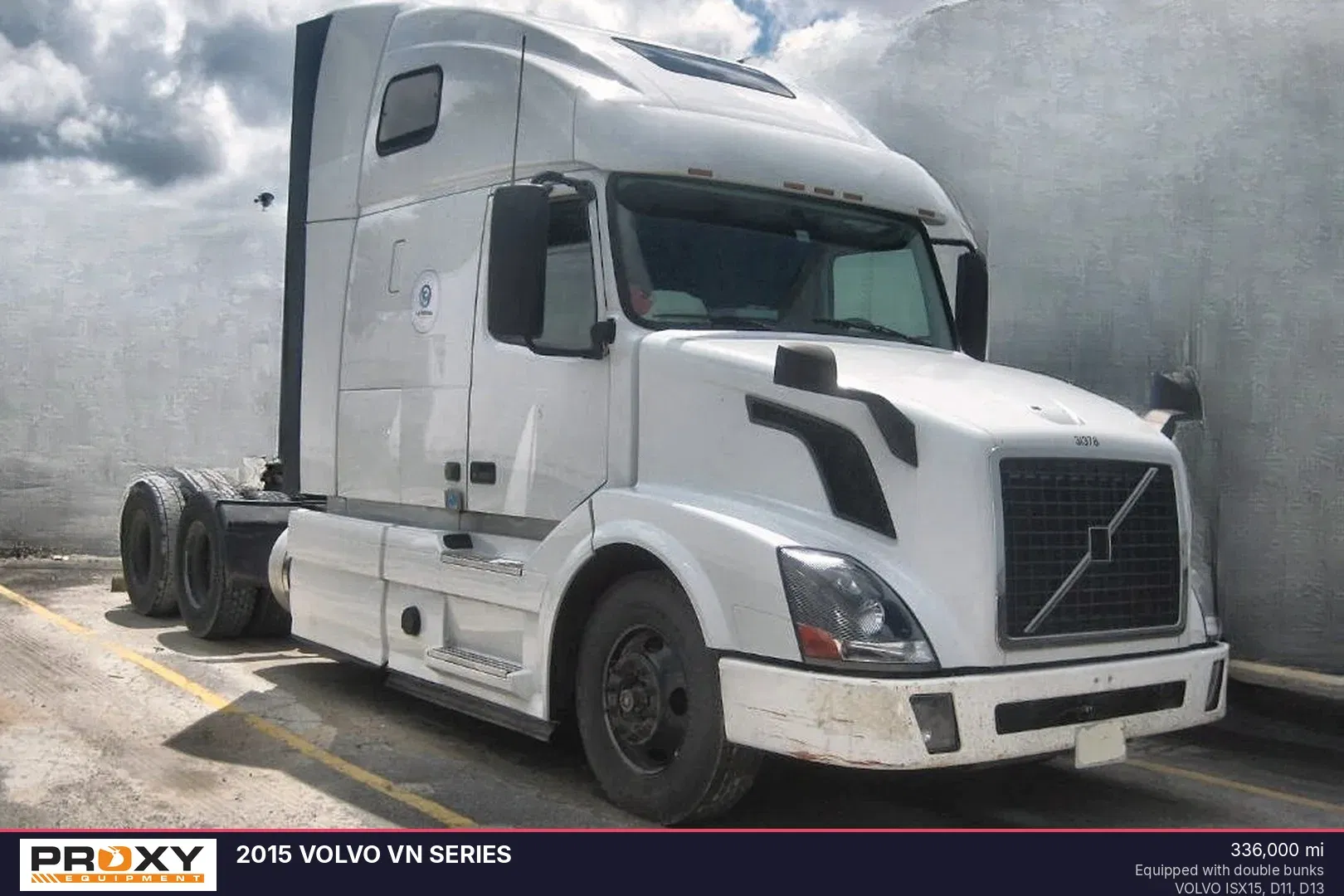 2015 Volvo VN Equipment Image0