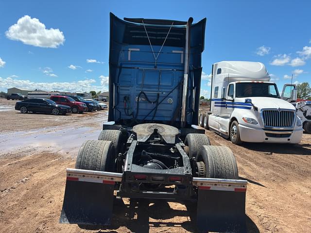 Image of Volvo VNL equipment image 3