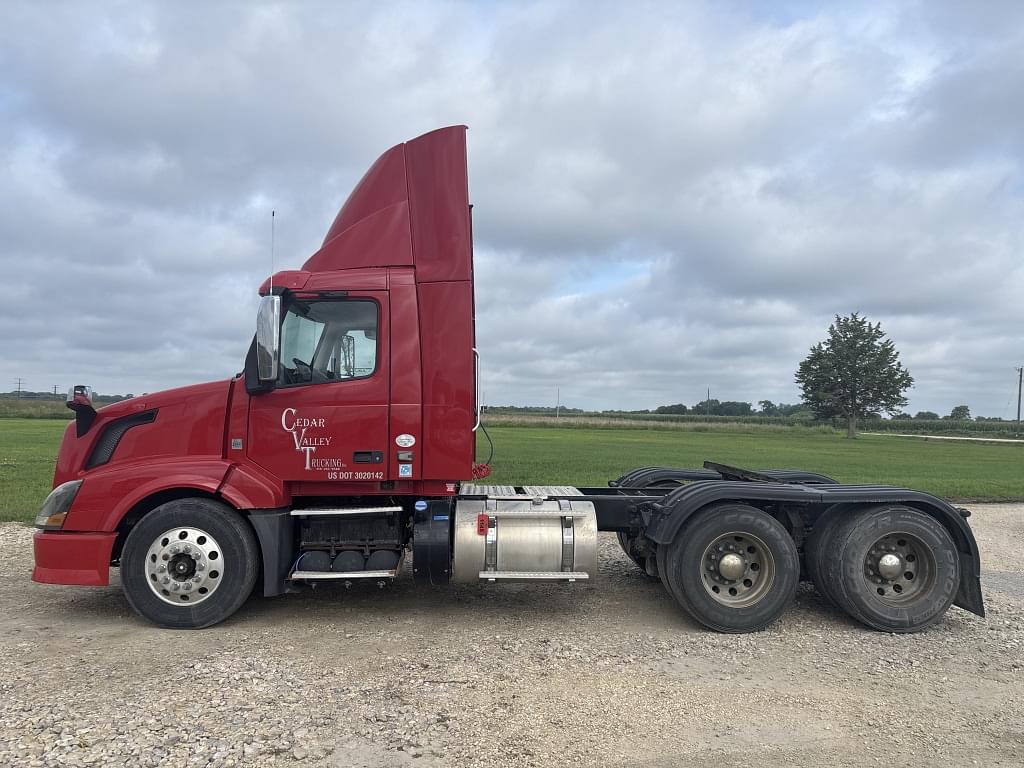 Image of Volvo VNL Primary image