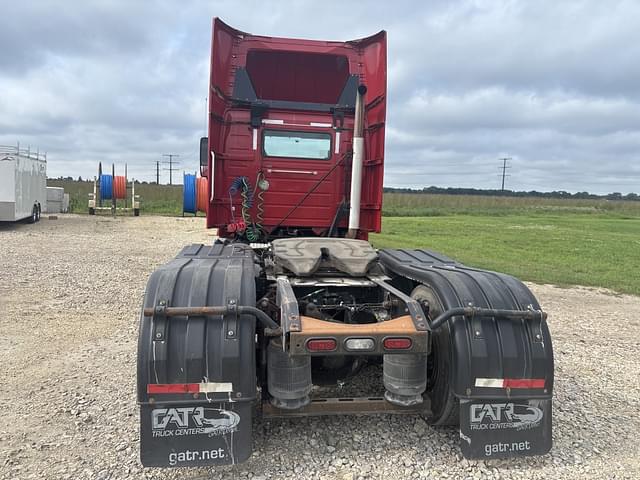 Image of Volvo VNL equipment image 2