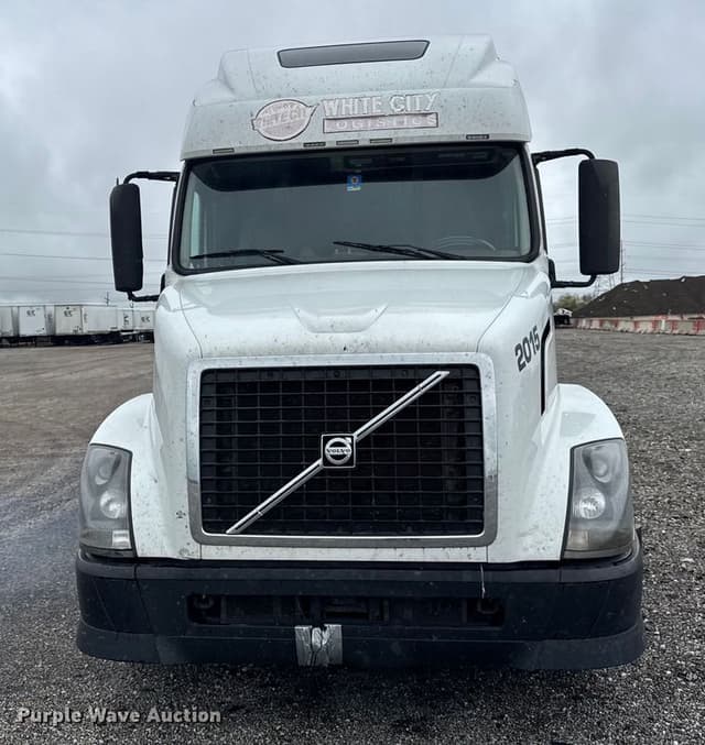 Image of Volvo VNL equipment image 1