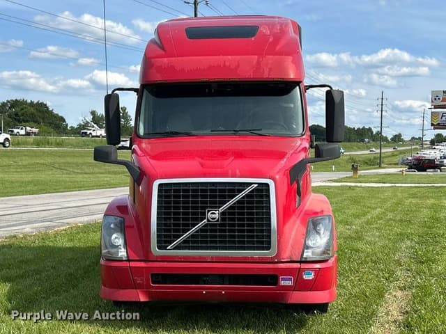 Image of Volvo VNL equipment image 1