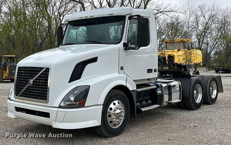 Image of Volvo VNL Primary image