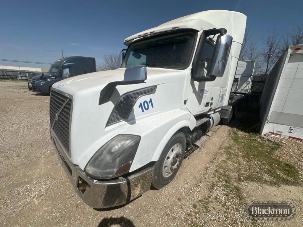 Main image Volvo VNL