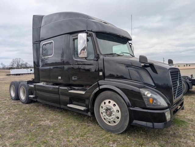 Image of Volvo VNL equipment image 1