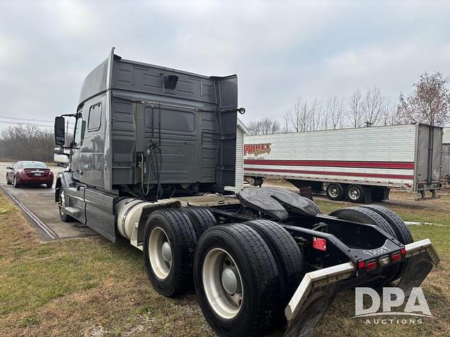 Image of Volvo VNL equipment image 1