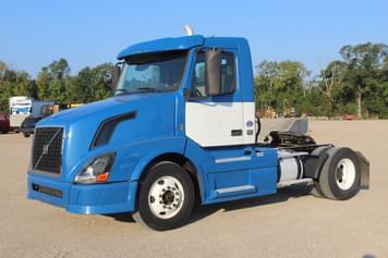 Main image Volvo VNL42T300