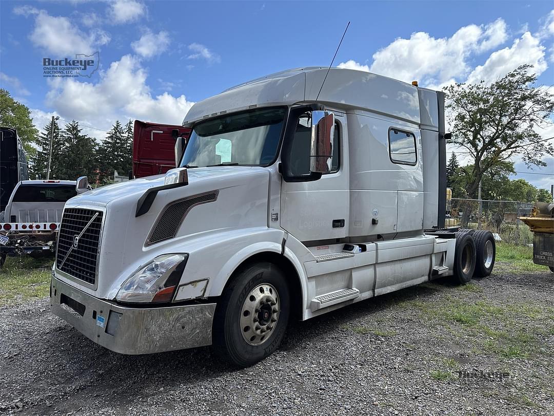 Image of Volvo VNL86T730 Primary image