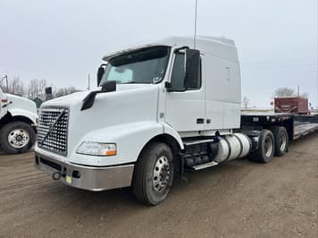 Main image Volvo VNL62T630