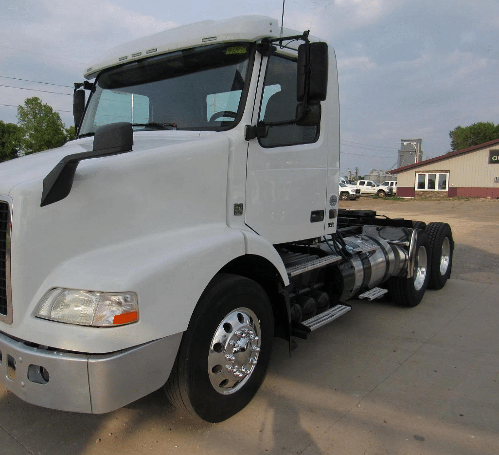 Image of Volvo VNM64T200 Primary Image