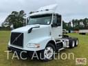 2015 Volvo VNM64T200 Image