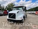 2015 Volvo VNM64T200 Image