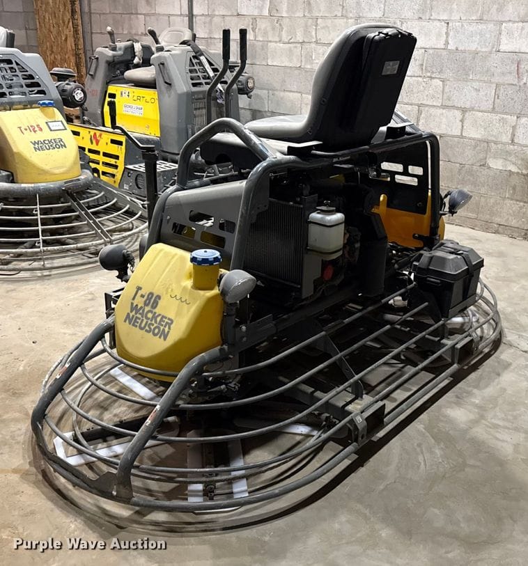 2015 Wacker Neuson CRT48 Equipment Image0
