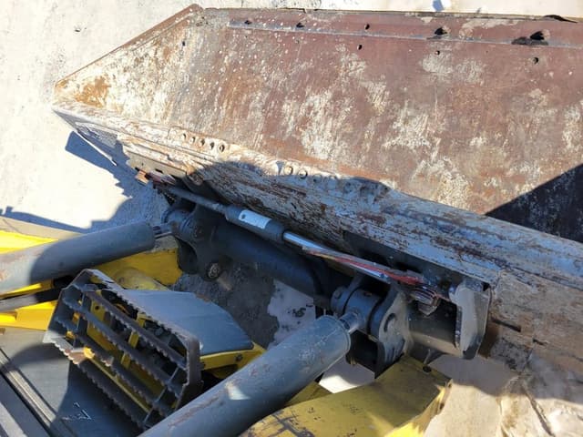 Image of Wacker Neuson ST28 equipment image 4