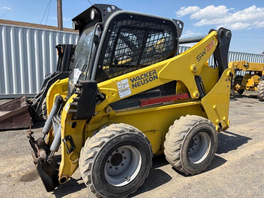 2015 Wacker Neuson SW28 Equipment Image0