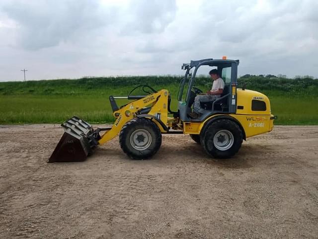 Image of Wacker Neuson WL50 equipment image 2