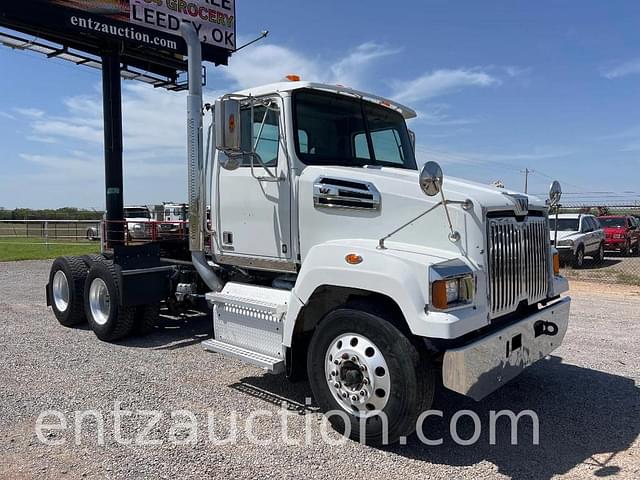 Image of Western Star 4700 equipment image 2