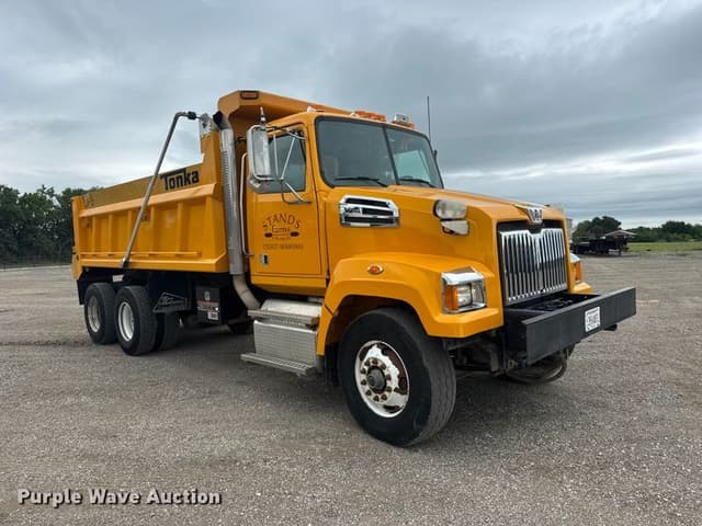 Image of Western Star 4700 equipment image 2
