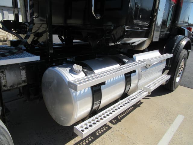 Image of Western Star 4900 equipment image 4