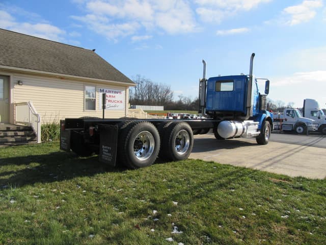 Image of Western Star 4900 equipment image 4