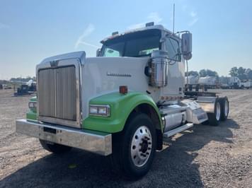 Main image Western Star 4900