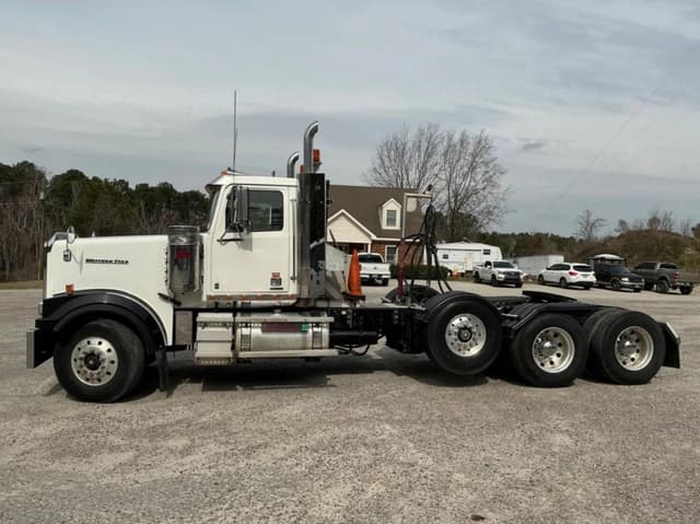 Image of Western Star 4900EX equipment image 1