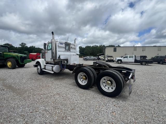 Image of Western Star 4900 equipment image 4