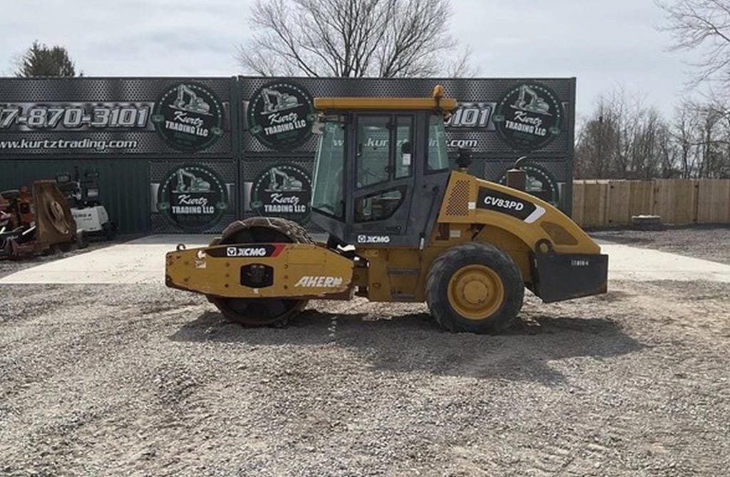 2015 XCMG CV83PD Equipment Image0