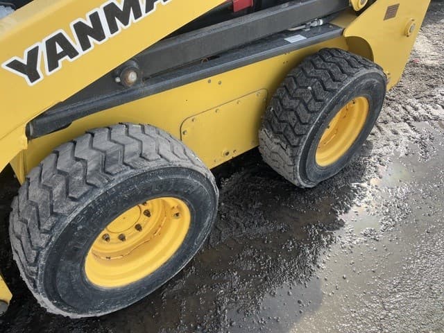 Image of Yanmar S270V equipment image 1