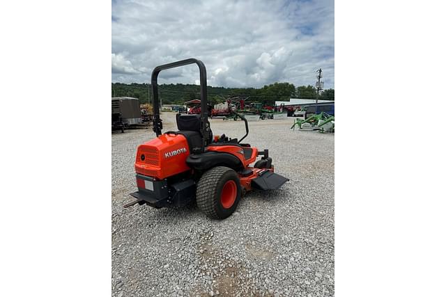 Image of Kubota ZD326 equipment image 4