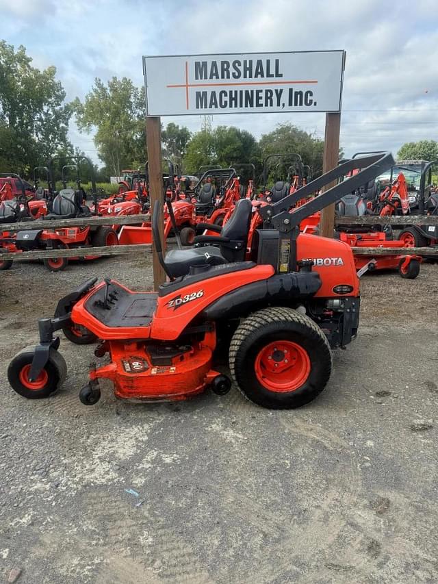 Image of Kubota ZD326P equipment image 1