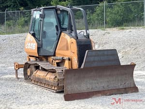 2015 Case 650L Image